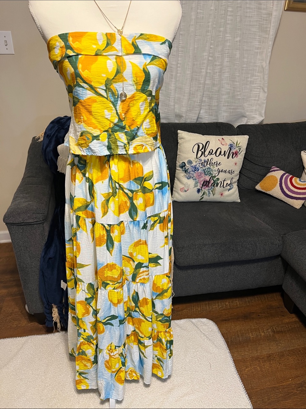 Two pieces Yellow Lemon Print Strapless Shirt and Maxi skirt